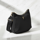 Guess Jeans svart handväska för kvinnor