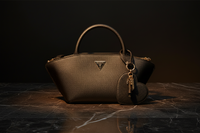 Dámská kabelka Guess Jeans Marrone z poliuretanu