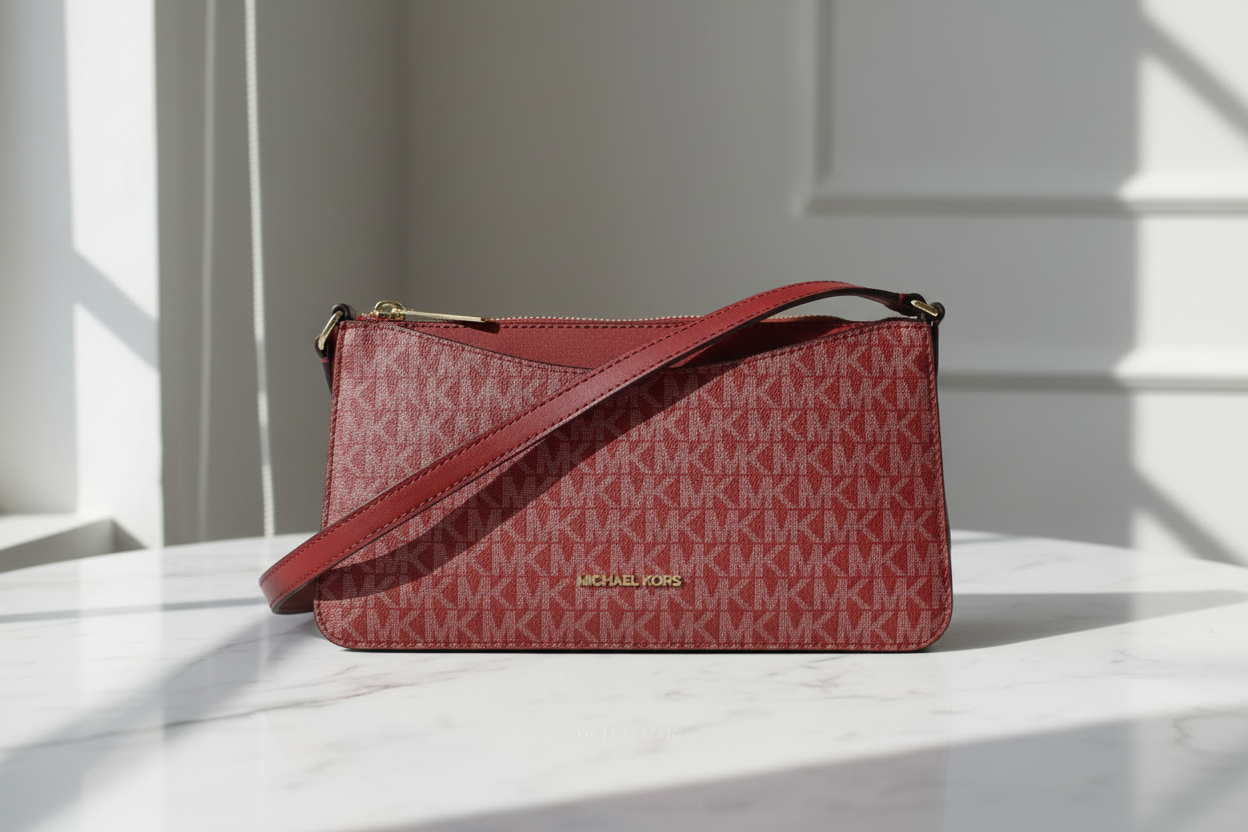 Červená látková crossbody kabelka Michael Kors